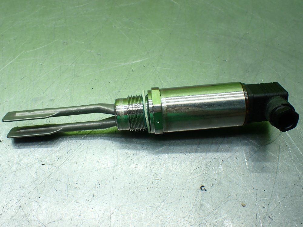 Endress+hauser Liquiphant T Vibration Limit Switch For Liquids - Ftl260-1020