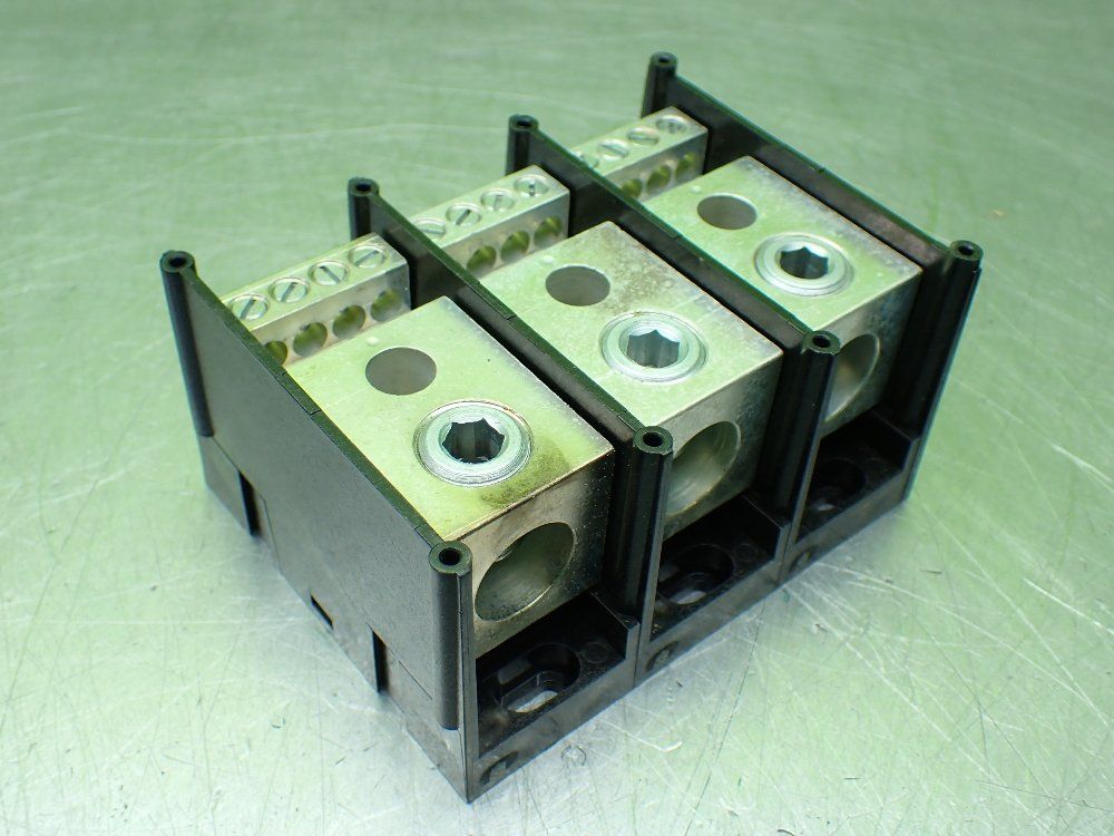Ferraz Shawmut Power Distribution Block. - 66433