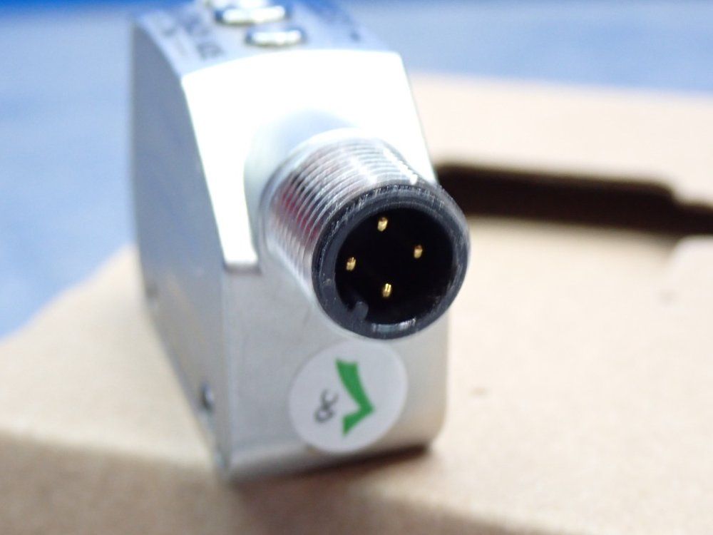 Banner Engineering Laser Distance Sensor