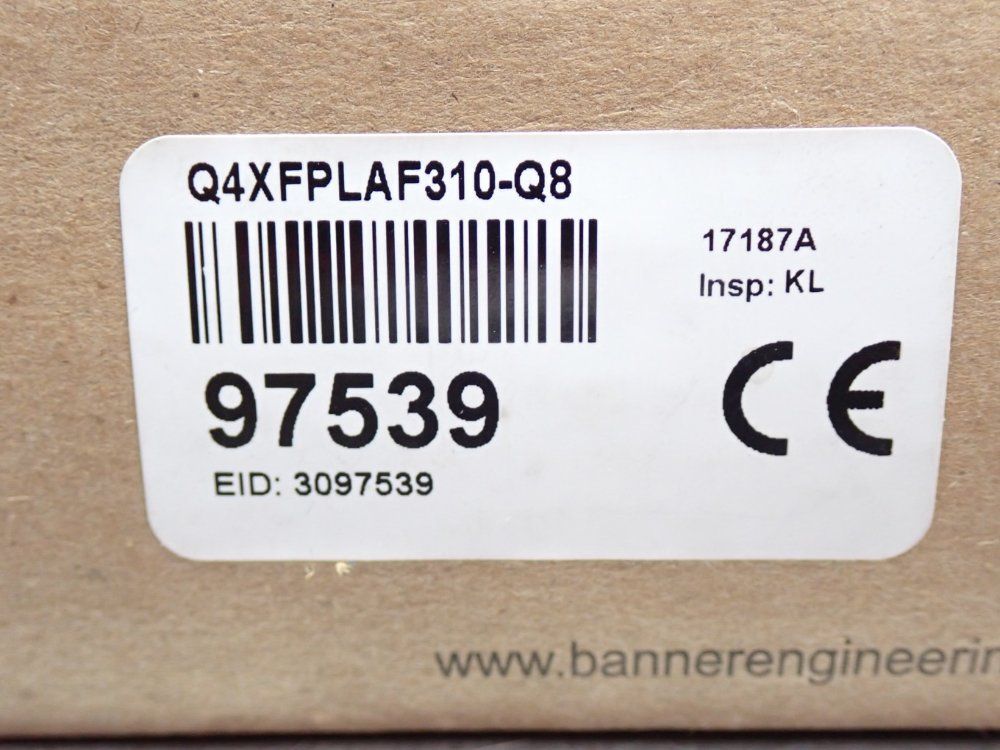 Banner Engineering Laser Distance Sensor