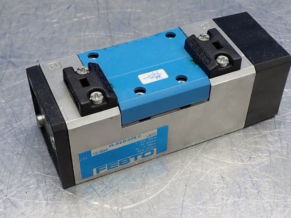 Festo Hand Lever Valve - Vl-5/2-d-2-fr-c