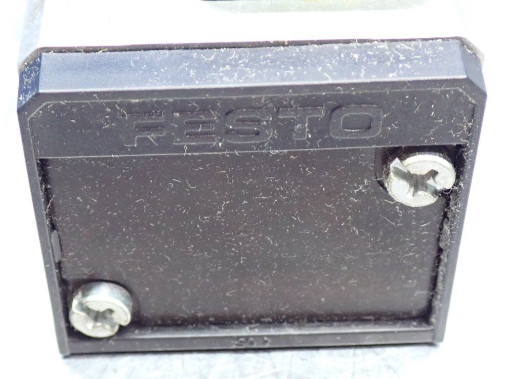 Festo Hand Lever Valve - Vl-5/2-d-2-fr-c