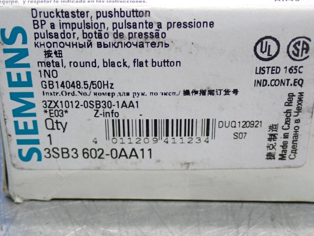 Siemens 22mm Flat Mommentary Push Button - 3sb3602-0aa11