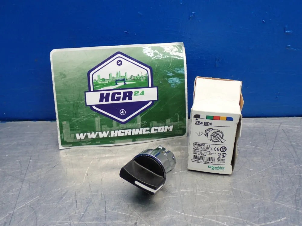 Schneider Electric 22mm Momentary Right To Center Selector Switch Head - Zb4bd8