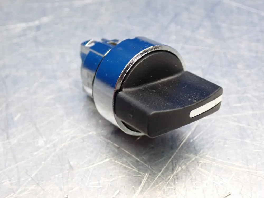 Schneider Electric 22mm Momentary Right To Center Selector Switch Head - Zb4bd8