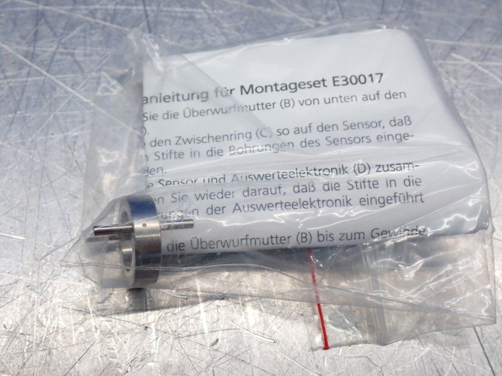 Ifm Electronic Temperature Sensor Mounting Adapter - E30017
