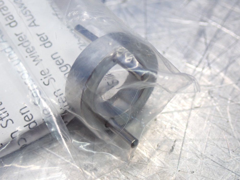 Ifm Electronic Temperature Sensor Mounting Adapter - E30017