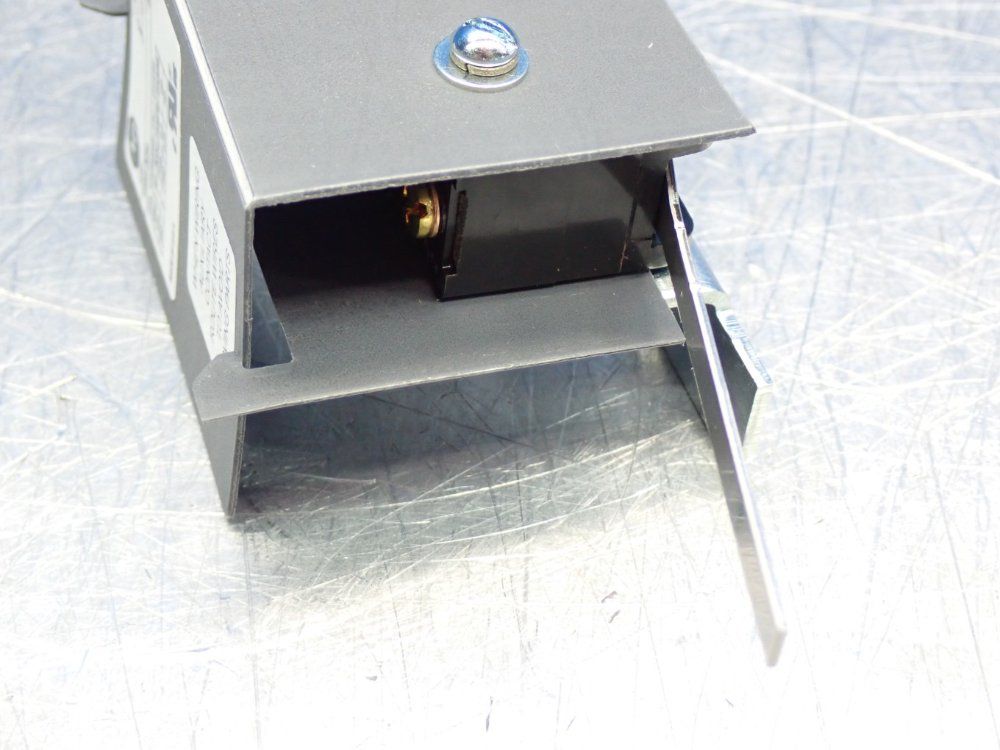 Allen Bradley Electrical Interlock Kit - 1495-n34