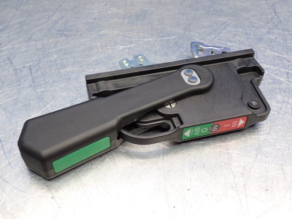 Allen Bradley Molded Disconnect Switch Handle - 1494f-p1