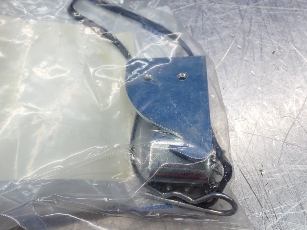 Allen Bradley Molded Disconnect Switch Handle - 1494f-p1