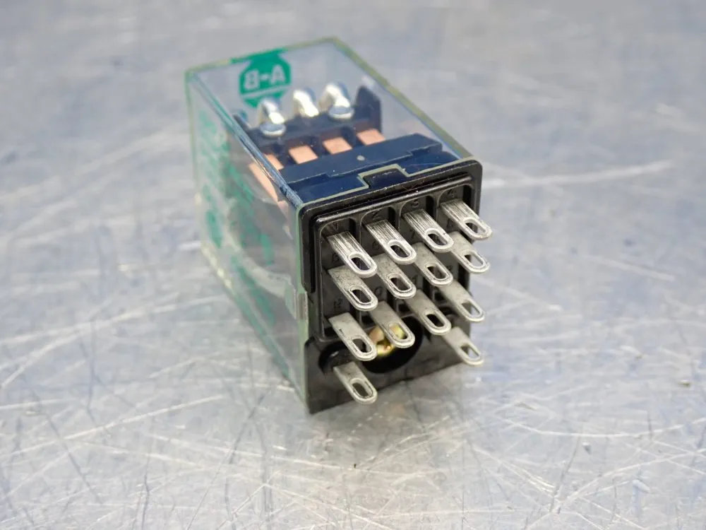 Allen Bradley Relay Module - 700-hc24z24