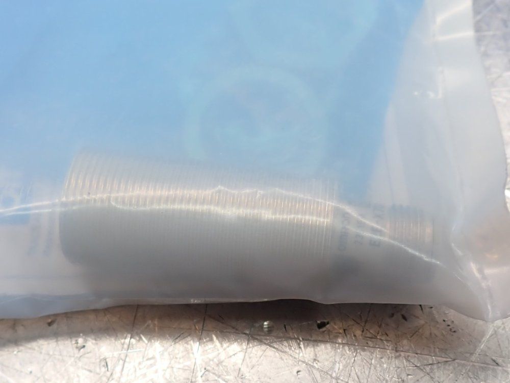 Omron Inductive Proximity Sensor - E2e-x7d1-m1g