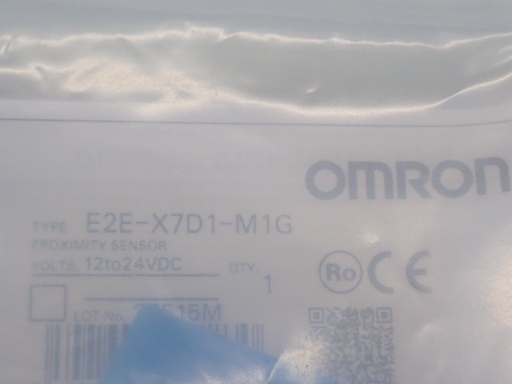 Omron Inductive Proximity Sensor - E2e-x7d1-m1g