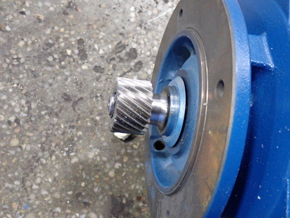 Seweurodrive Motor