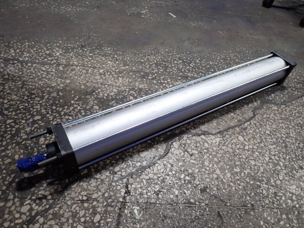  Cylinder
