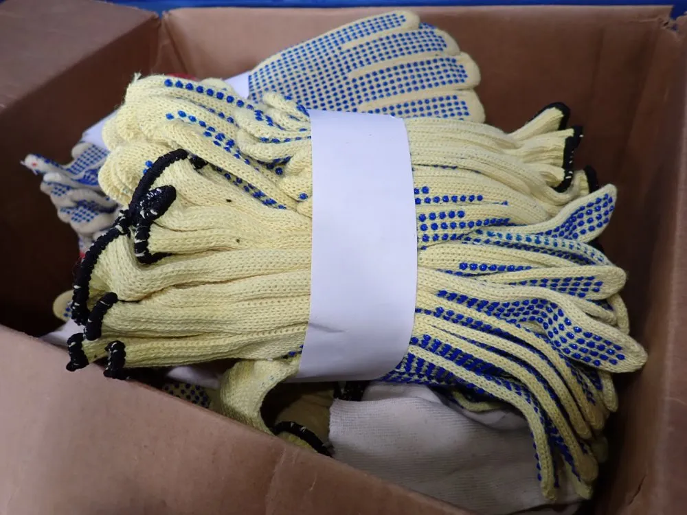 Dupont Gloves - 9100116