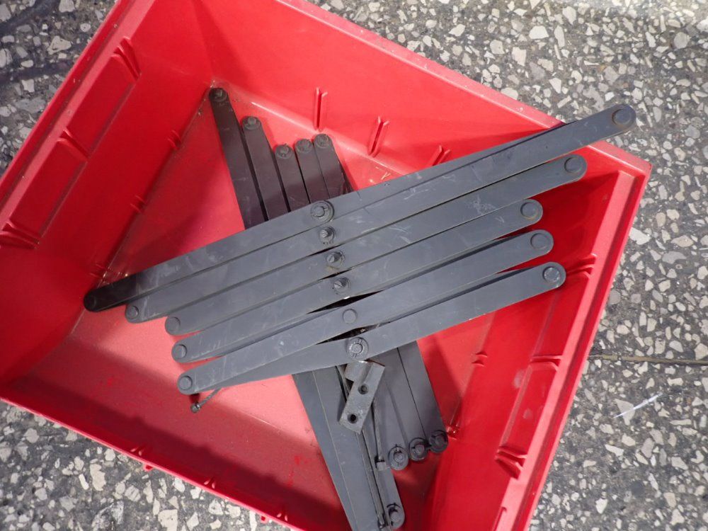  Scissor Lift Components