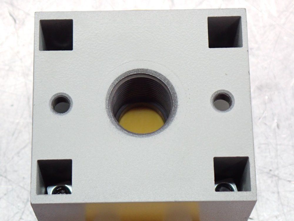Numatics Shutoff Valve 38 Npt