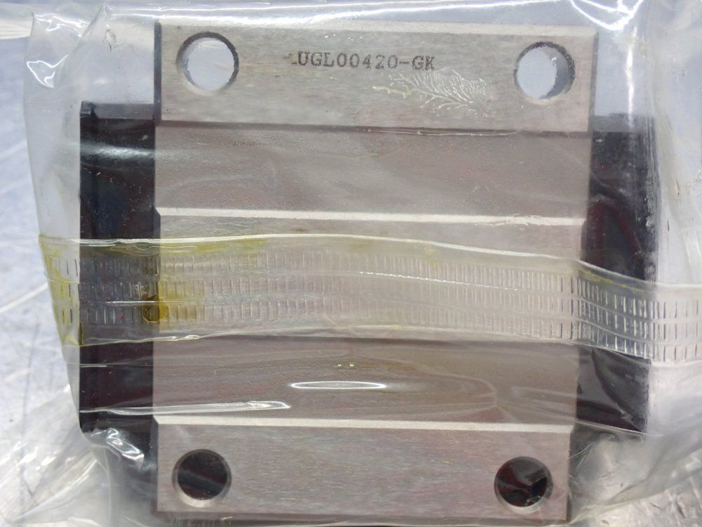 Thk 20mm Id, 70mm Od, 30.5mm Width Linear Guide Block - Hsr25b1ssgk