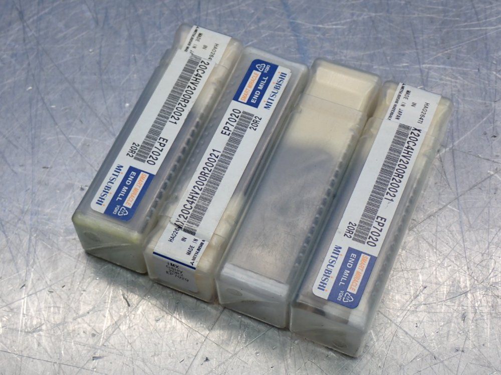 Mitsubishi Materials  Corner Radius End Mill 1 Lot Of 4