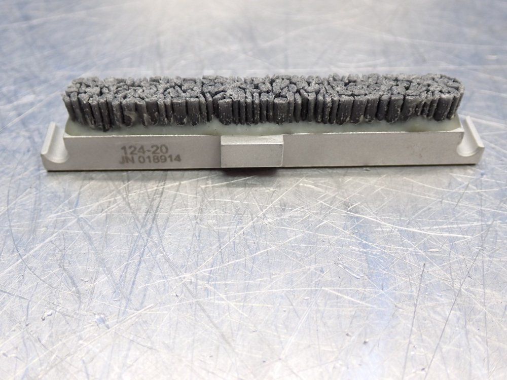 Unbranded Silica Carbide Brush Assembly 1 Lot Of 21