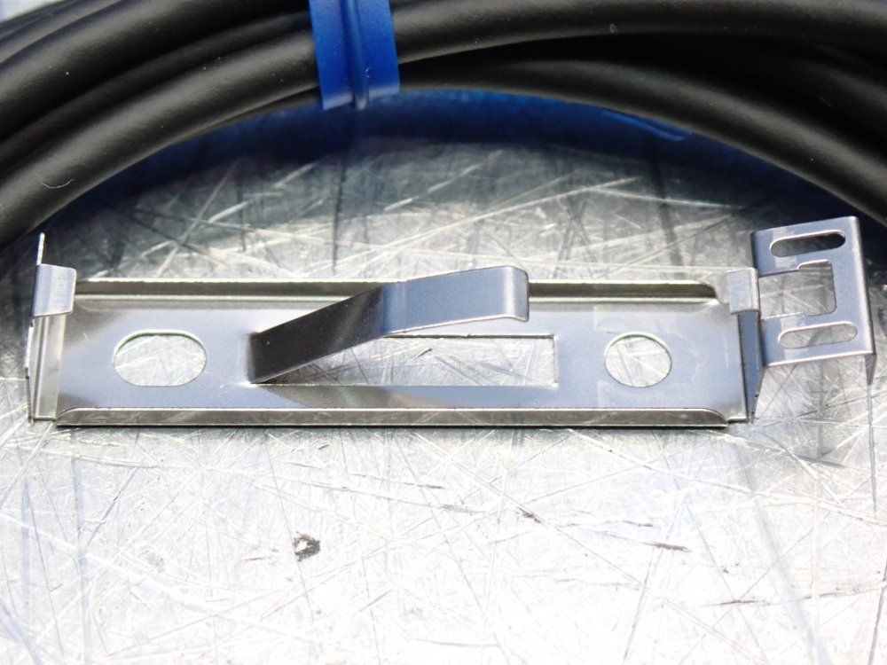 Omron 1000hz Max Switching Proximity Sensor - E2ec-c3d1