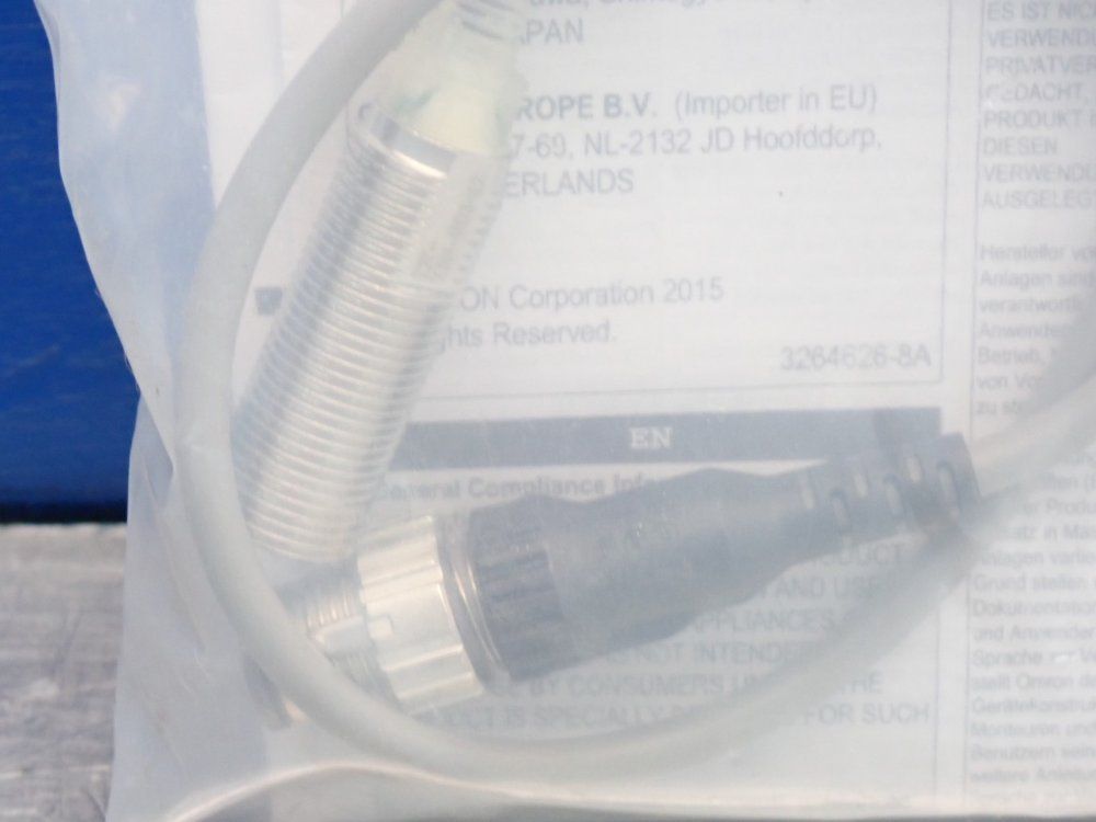 Omron Proximity Sensor - E2e-x3b4-m1tj-il2