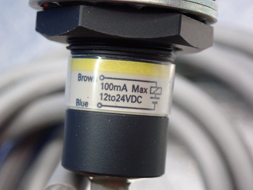 Omron  Proximity Switch