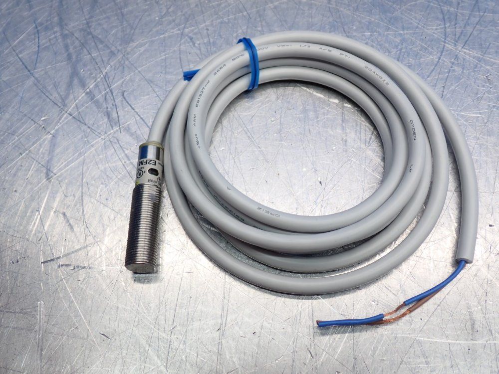 Omron Proximity Switch - E2fm-x2d1