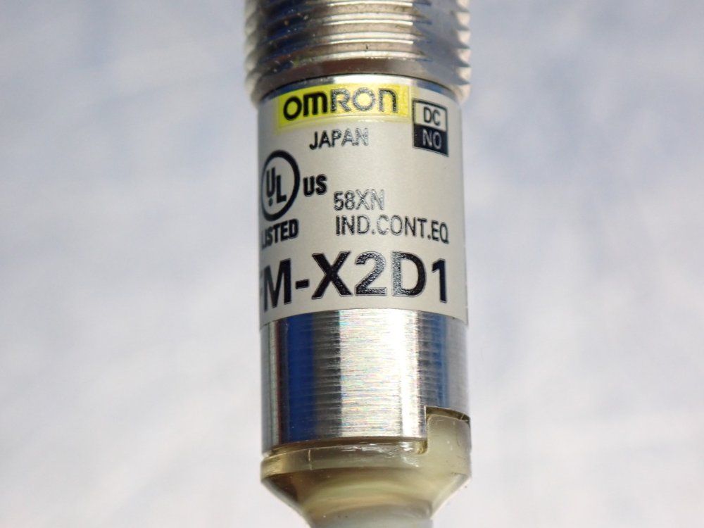 Omron Proximity Switch - E2fm-x2d1