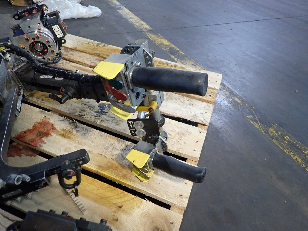 Bohl  Powerbult Material Handling Solutions Part Handlers