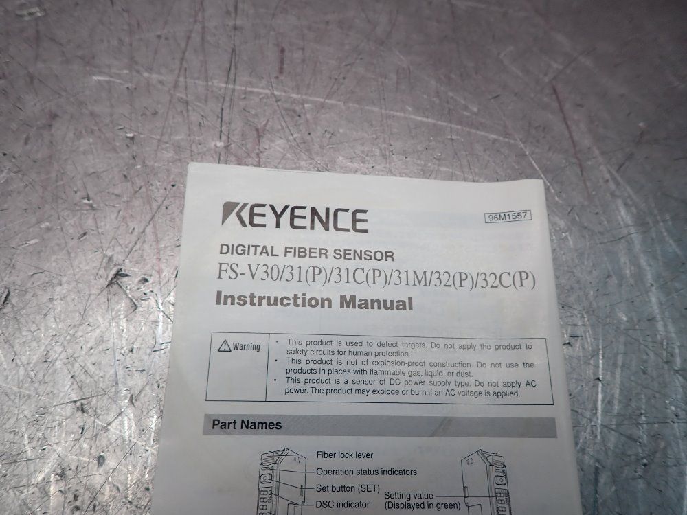 Keyence 12-24 Vdc Input Fiber Optic Sensor - Fs-v31