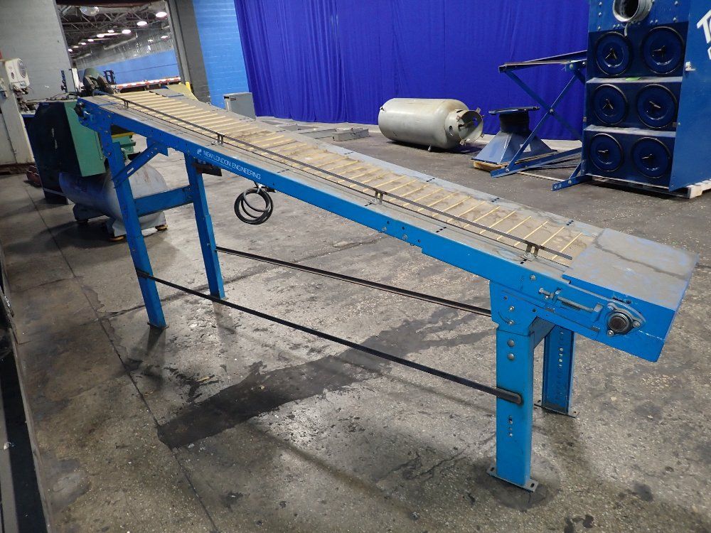 New London Engineering Electric Belt Lift Conveyor