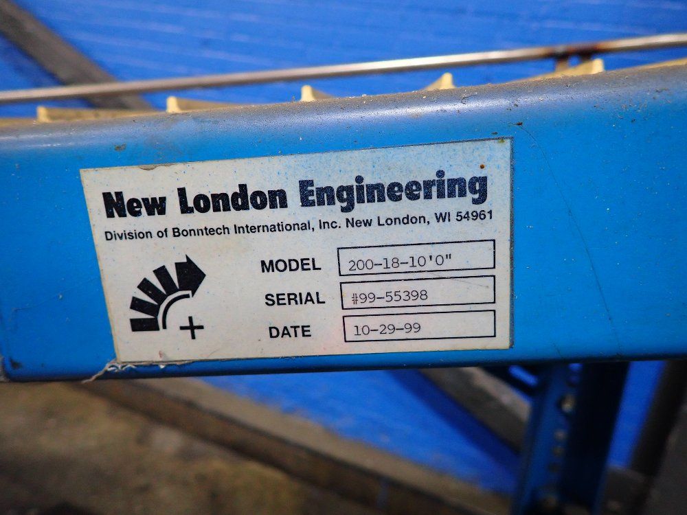 New London Engineering Electric Belt Lift Conveyor