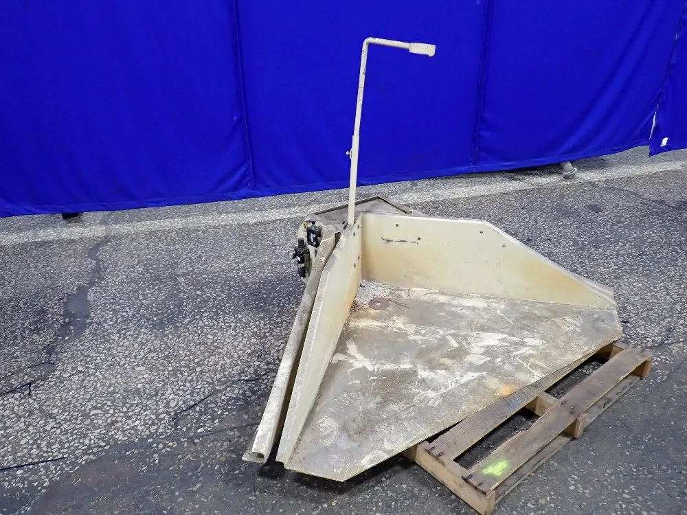 LIFT TABLE