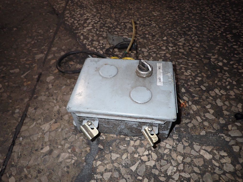 Hoffman Junction Box - A-806ch