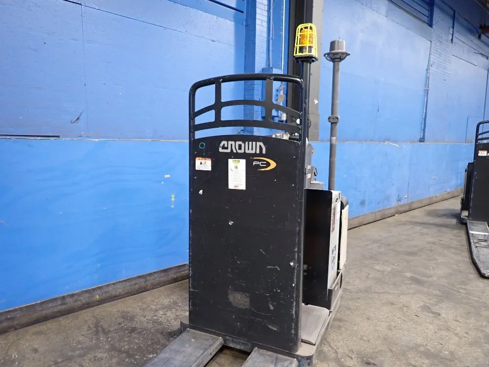 Crown Crown Pc 4500 Series Electric Pallet Jack