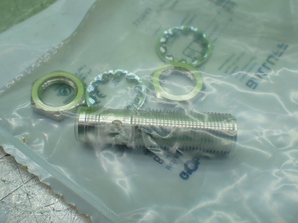 Balluff Inductive Sensor Bes M12mepsc408s04g003