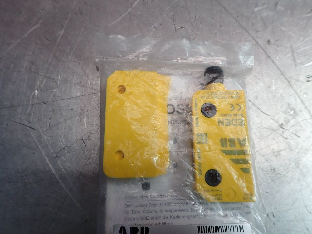 Abb 15mm Max Range Sensor - 2tla020051r5600