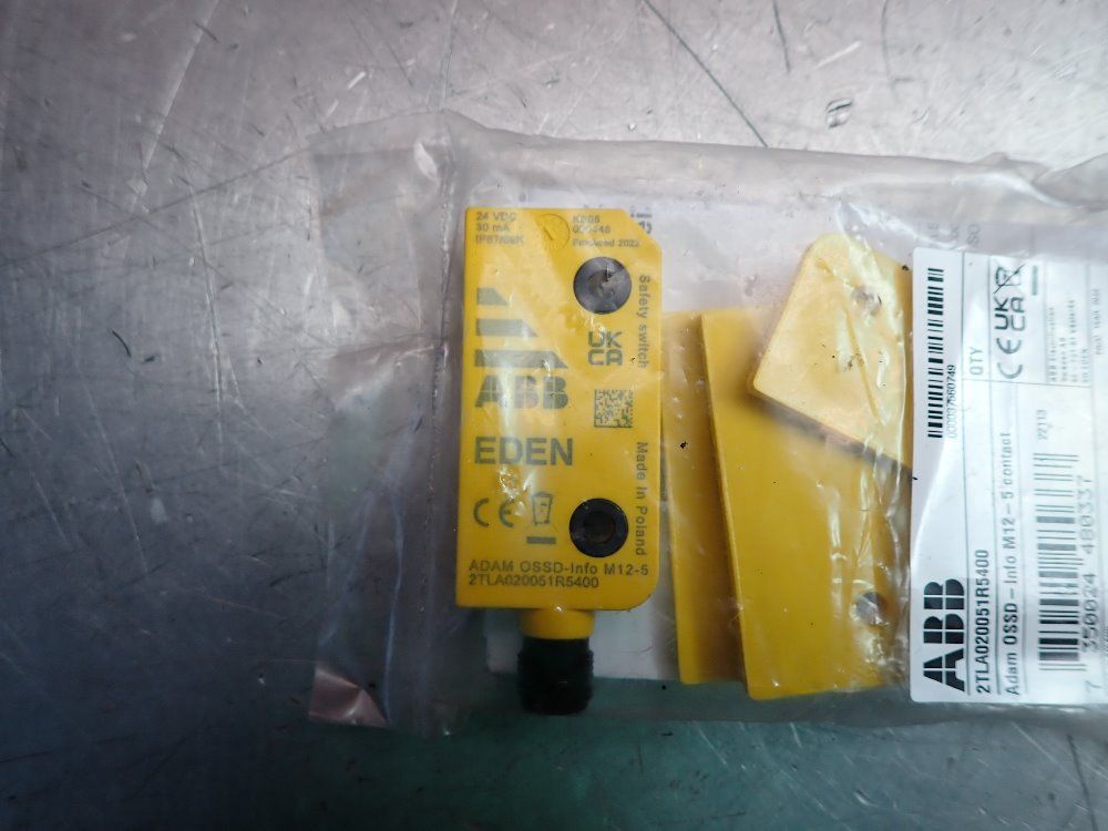 Abb 24 Vdc Safety Sensor - 2tla020051r5400