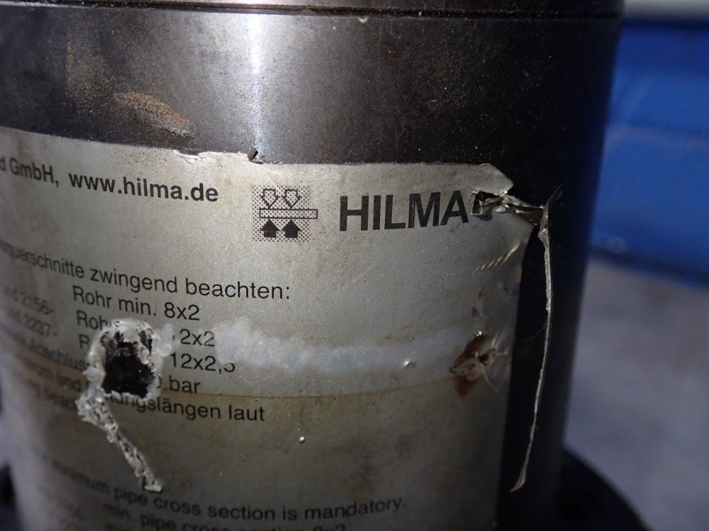 Hilma Swing Clamp