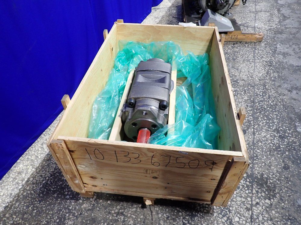 Gear Pump