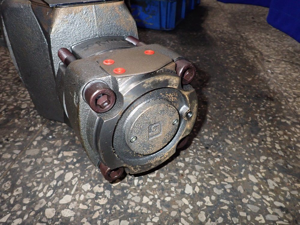  Gear Pump