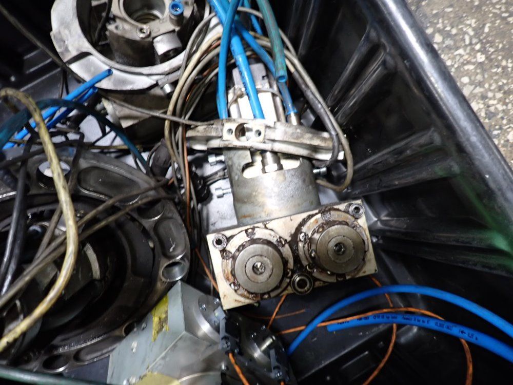  Valves