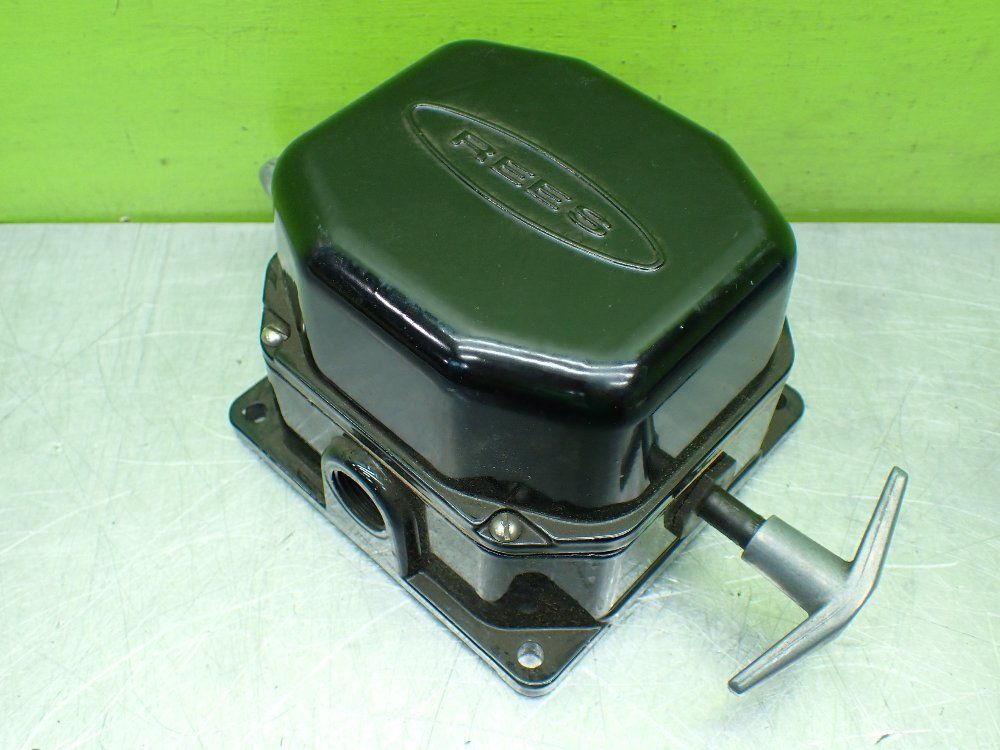 Rees Cable Operated Switch - 04944-000