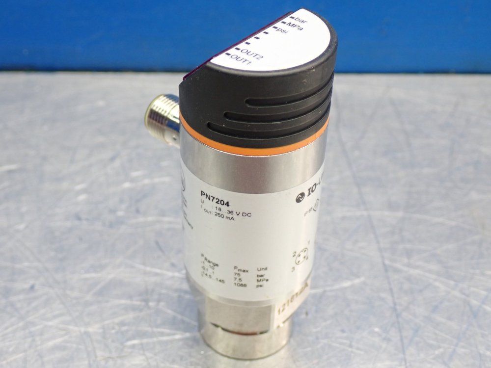 Ifm Pressure Sensor With Display - Pn7204