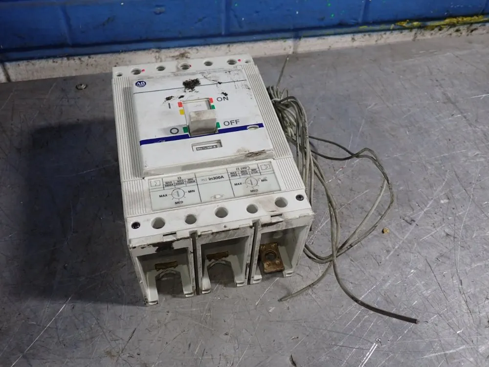Rockwell Automation Circuit Breaker