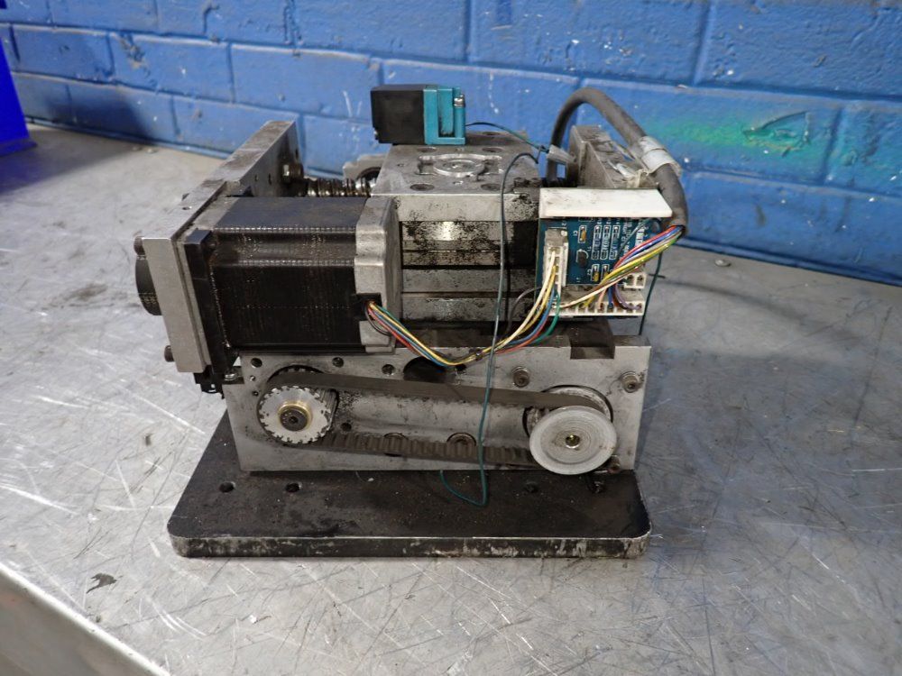  Linear Actuator