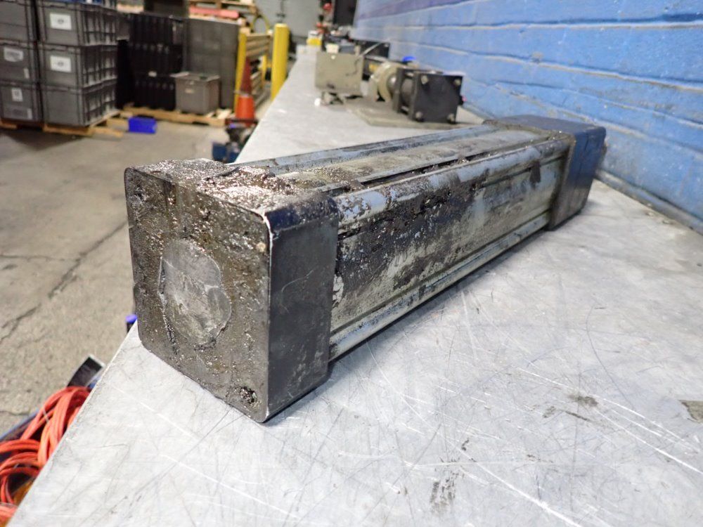 Parker Cylinder