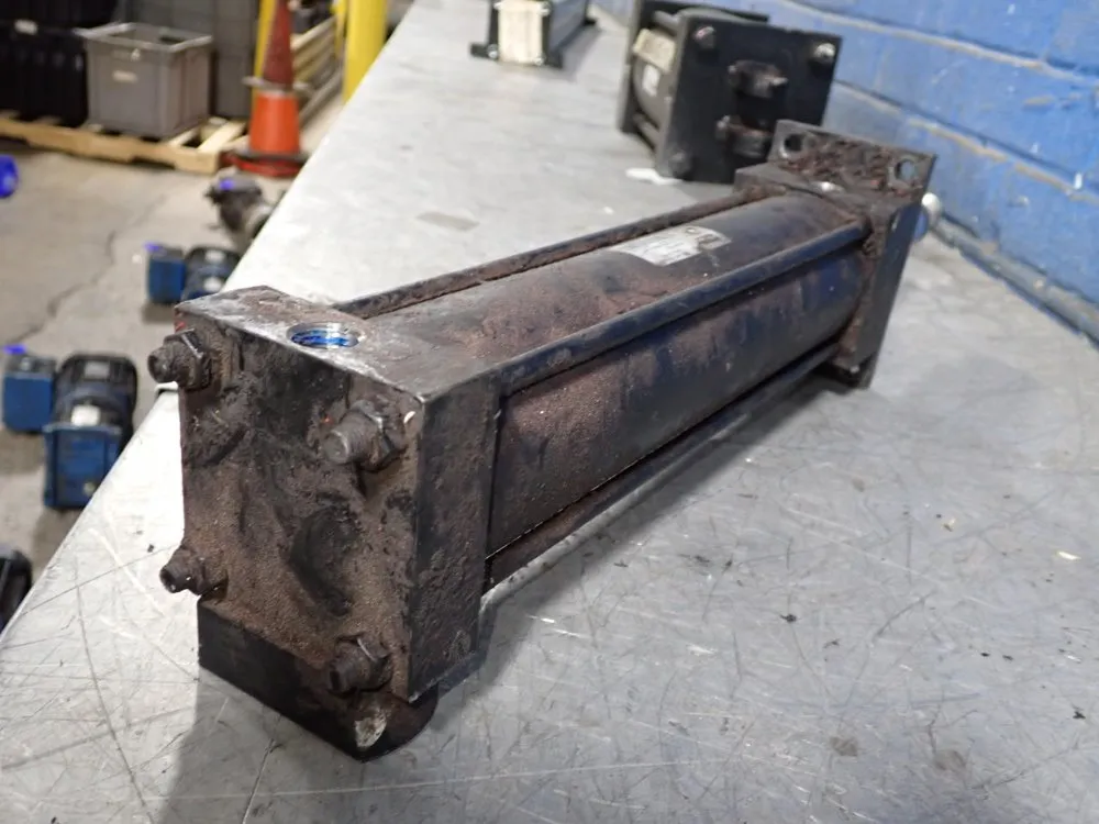 Parker Cylinder
